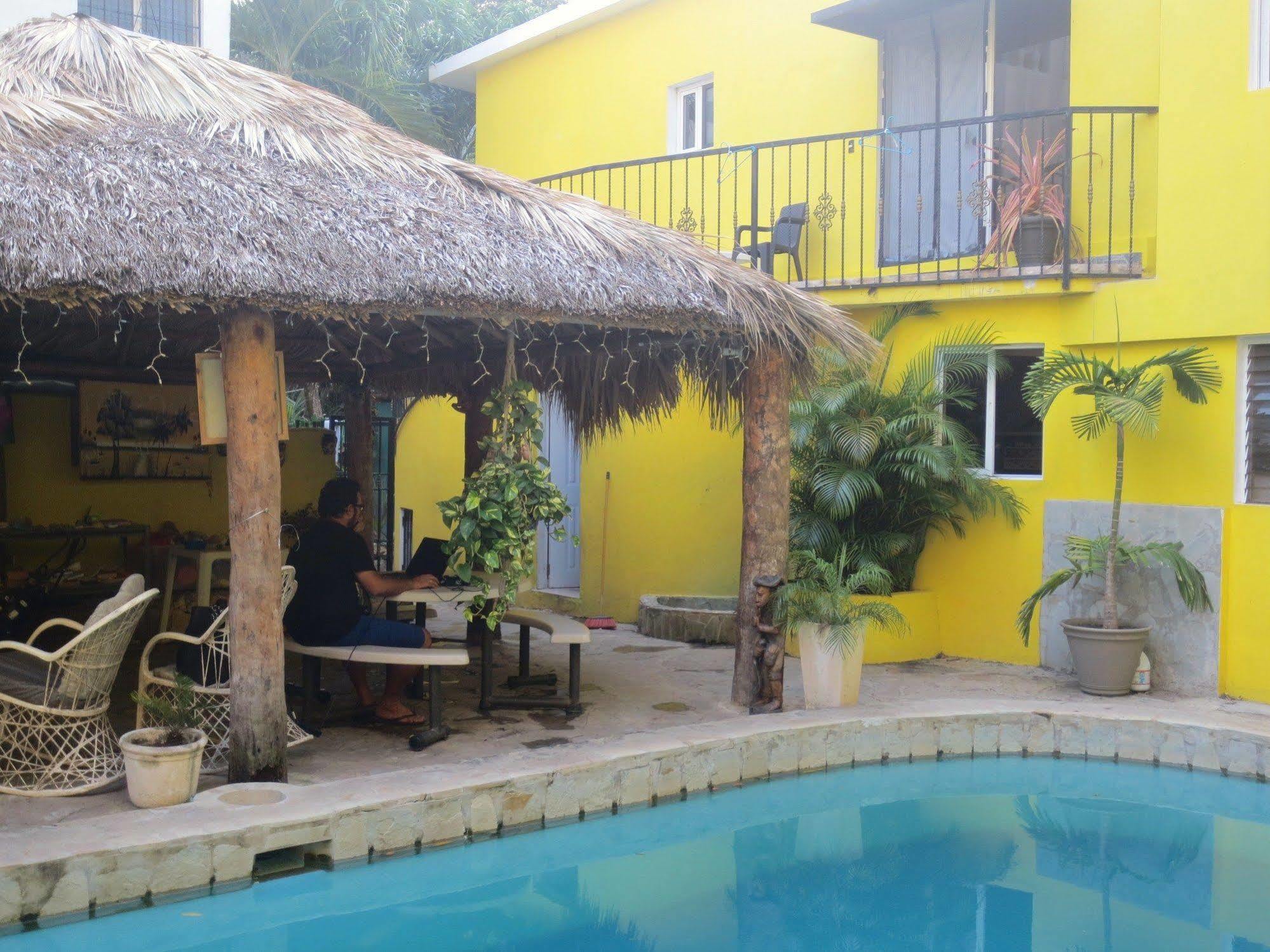 Coco Hotel Sosua Exterior photo